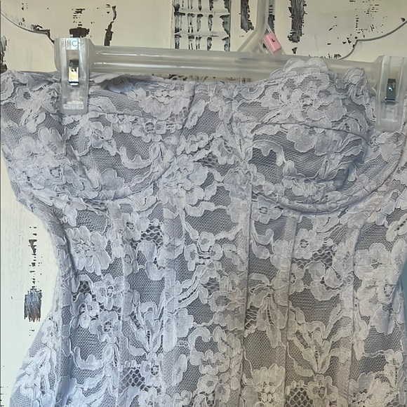 Lace Bustier Bodysuit in Gray - Picture 4 of 8